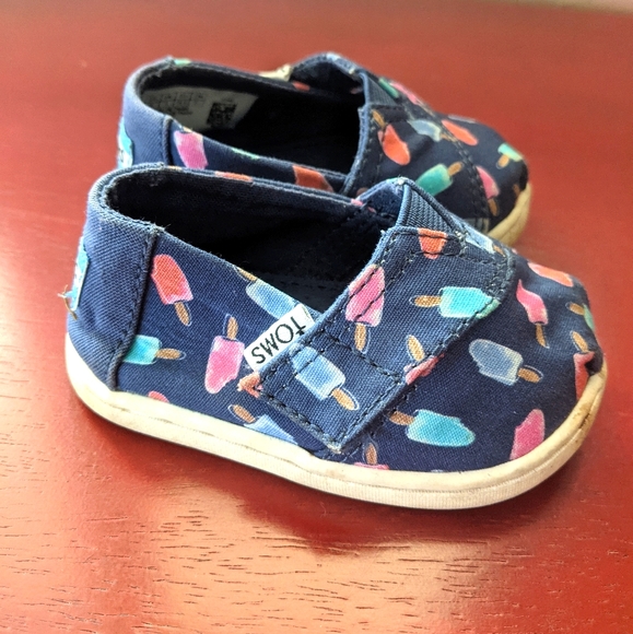 Toms Other - HP❣️Toms shoes baby girl navy blue popsicles 4